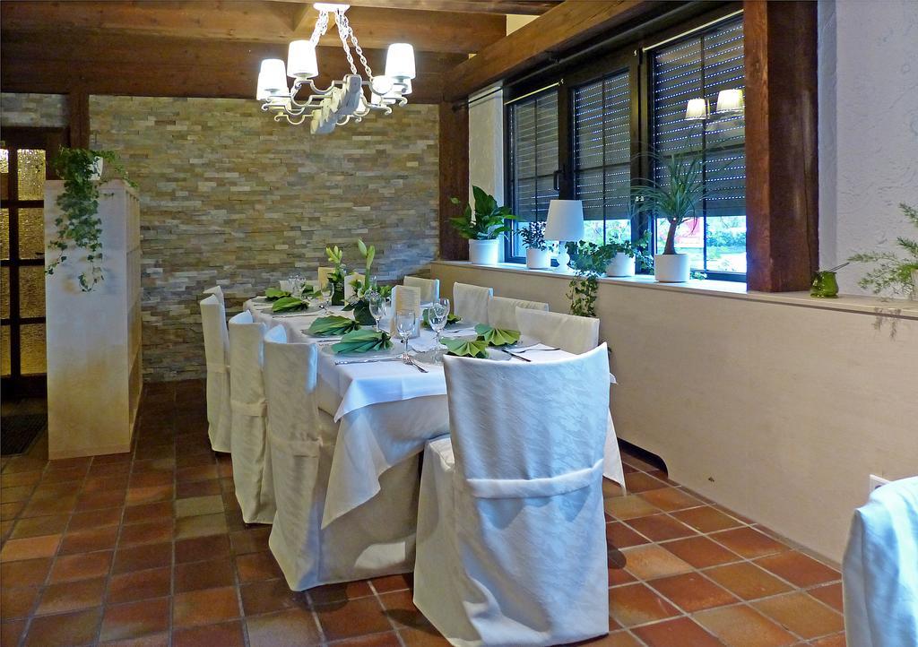 Hotel-Restaurant Schwyzerhuesli Viernheim Ngoại thất bức ảnh