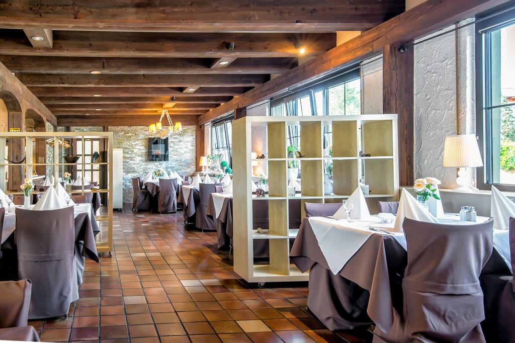 Hotel-Restaurant Schwyzerhuesli Viernheim Ngoại thất bức ảnh